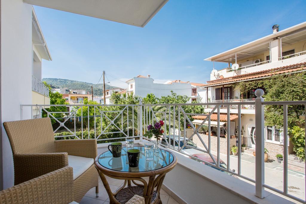 Ritsa Studios Skiathos Exterior foto